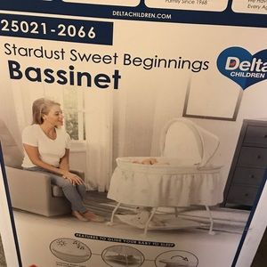 A nearly new bassinet.